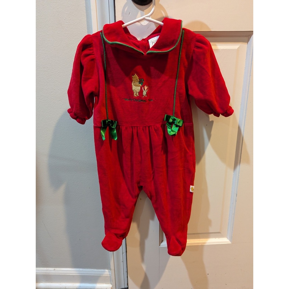 VTG Y2K Classic Winnie The Pooh Disney Velour Holiday Sleeper Outfit Size 6 Mo